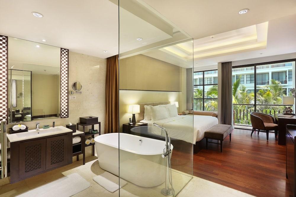 Bali Nusa Dua Hotel Exterior foto