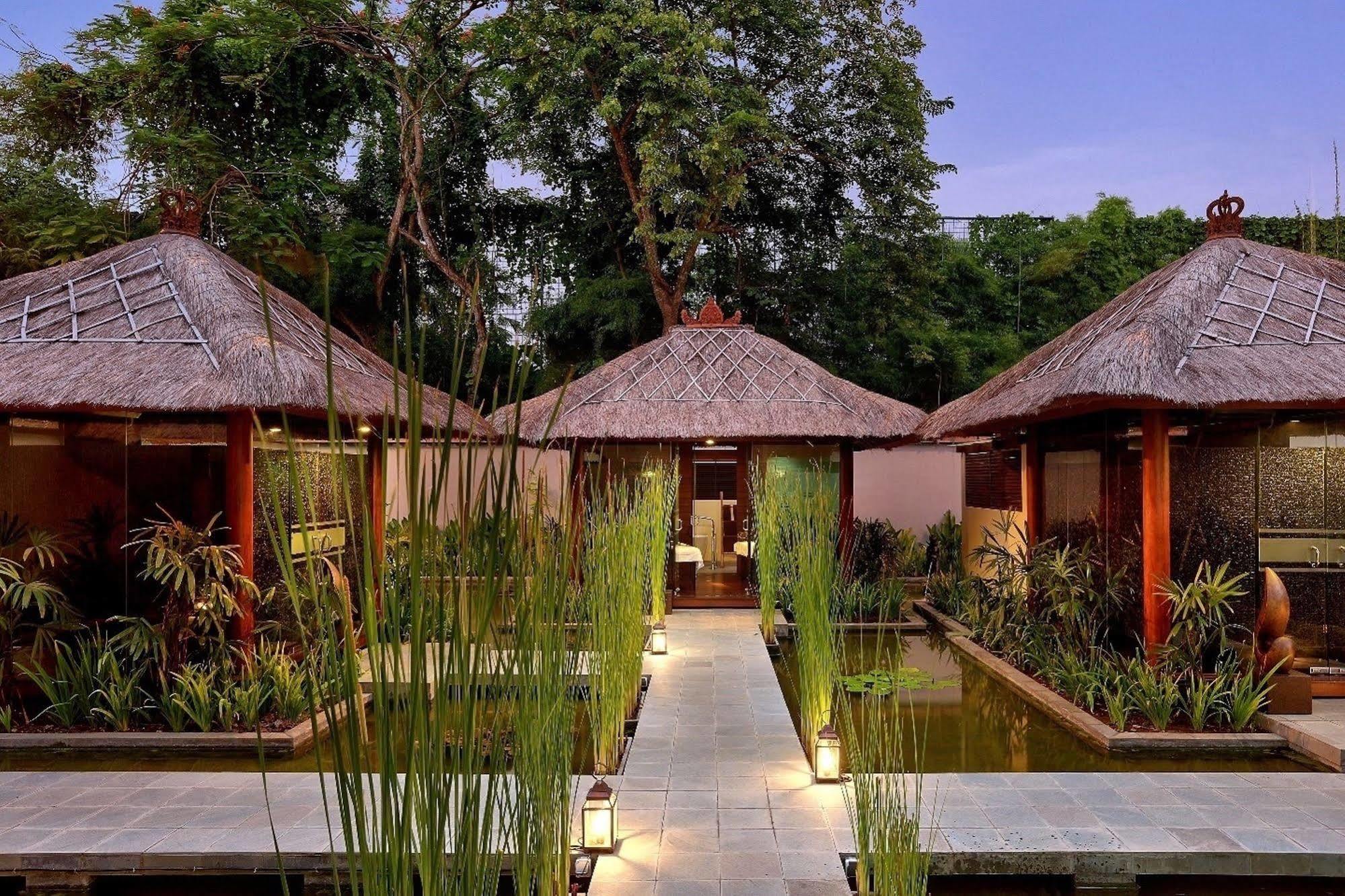 Bali Nusa Dua Hotel Exterior foto