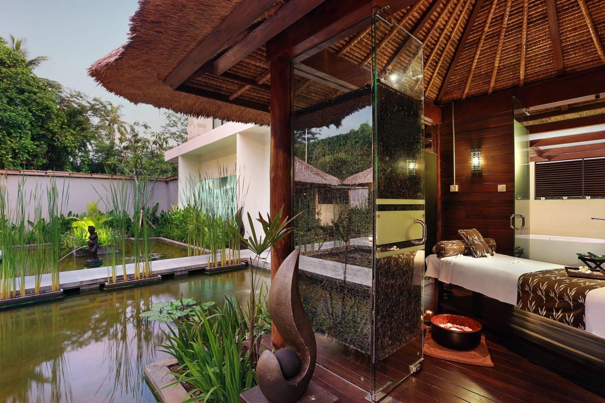 Bali Nusa Dua Hotel Exterior foto