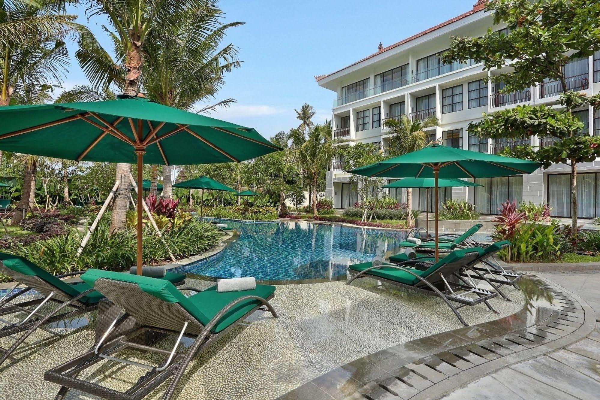 Bali Nusa Dua Hotel Exterior foto